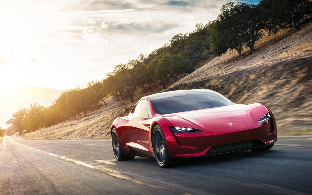 Tesla lanzará el auto más rápido del mundo: estas son sus performances y características