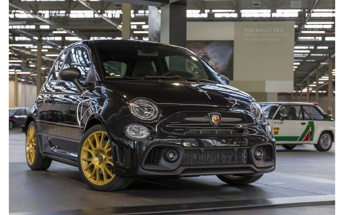 Todo sobre el Abarth 695 para celebrar el 75° aniversario de la compañía