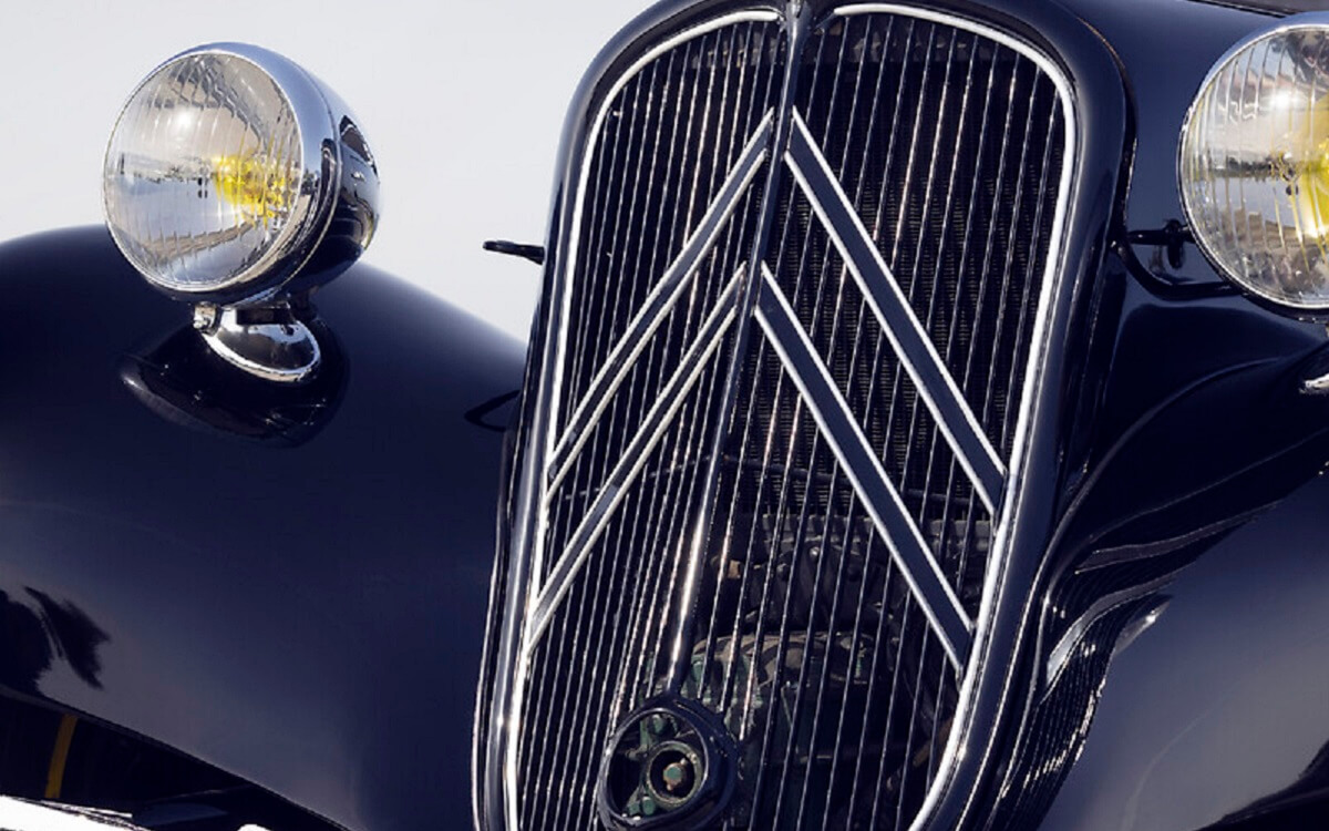 Citroën celebra los 90 años del Traction Avant, el auto de las 100 patentes