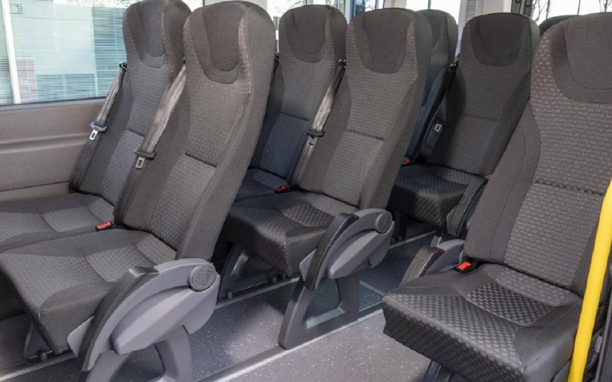 Este es el nuevo minibús de Ford con autonomía récord para los comerciales