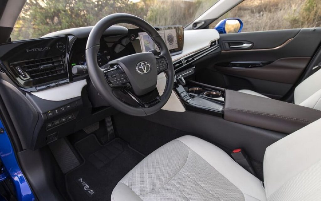 Toyota Mirai interior