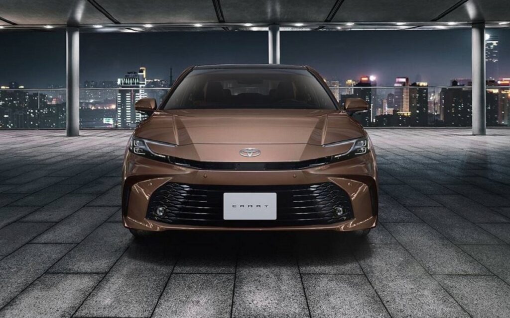 Cómo es el Toyota Camry 2025