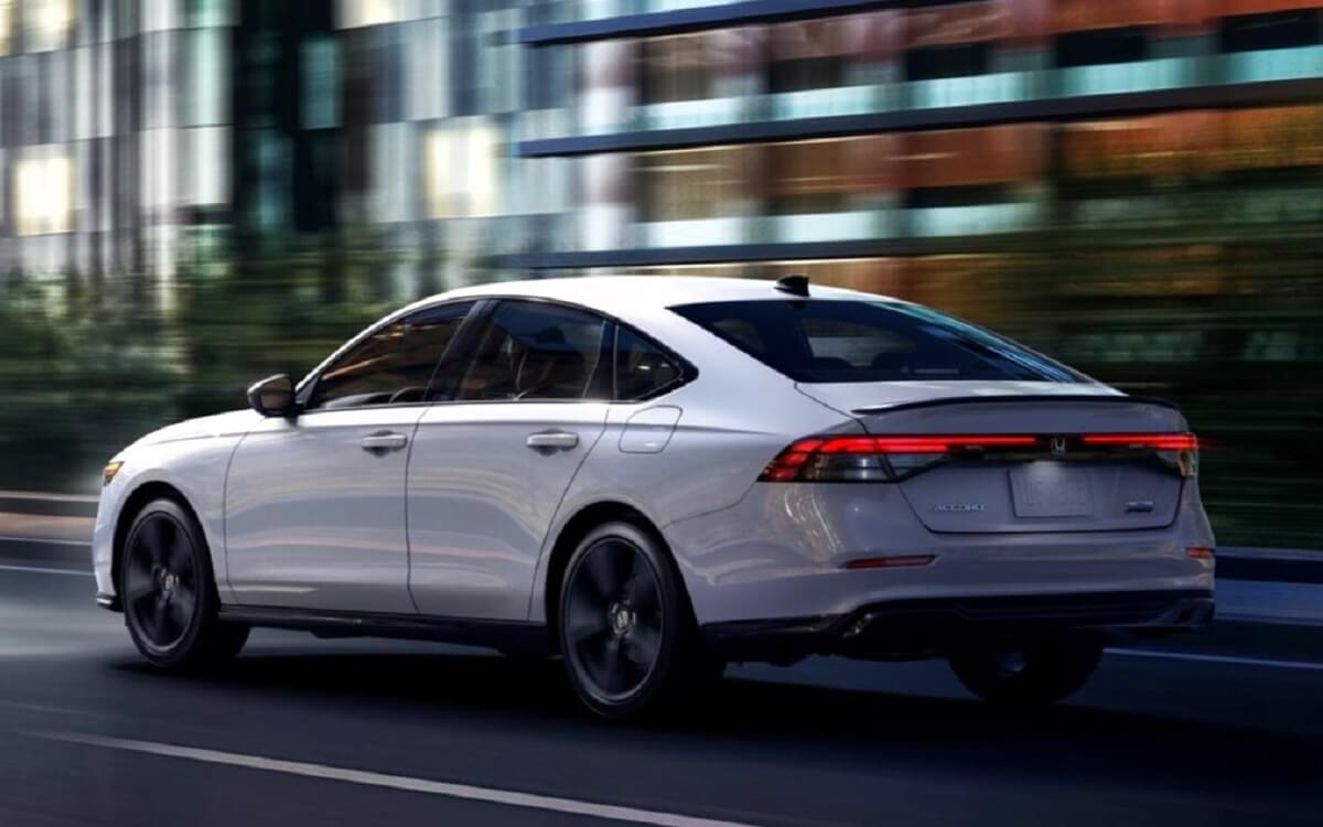 Así es el Honda Accord 2025 cambios, versiones y precios