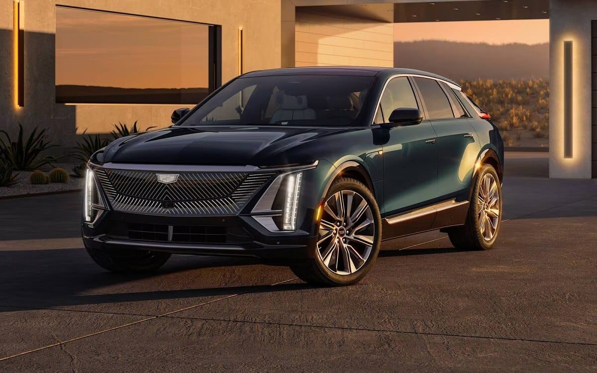 Cadillac Lyriq V 2025