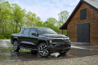 Chevrolet Silverado EV y su nuevo modo para conducir en diagonal