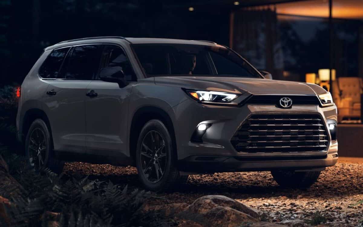 Cómo es el Toyota Grand Highlander 2025 y qué cambia