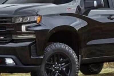 Los 4 Chevy y GMC con motores V8 que aún sobreviven al auge de los eléctricos