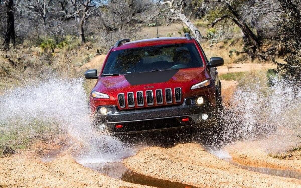 Una Cherokee en contexto off-road