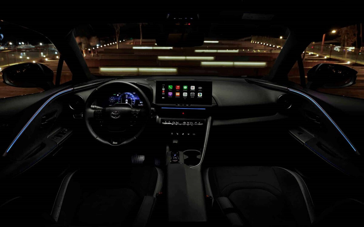 Toyota C-HR 2025 interior