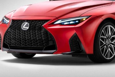 Lexus lanza el IS 500 Ultimate Edition, con lo mejor del presente y del pasado